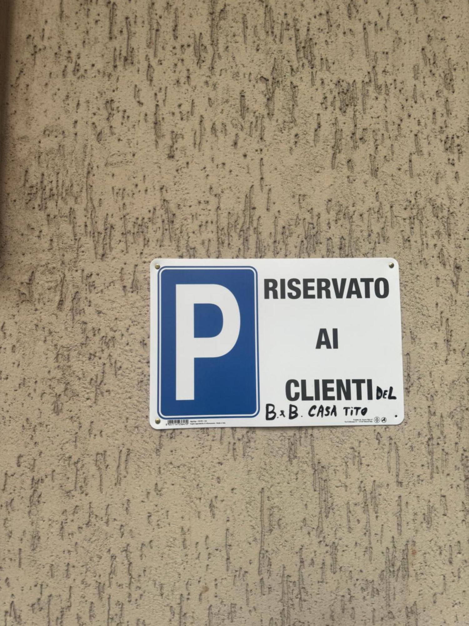 Casa Tito - Accogliente Monolocale A Due Passi Dalla Stazione Cesano Maderno Eksteriør bilde